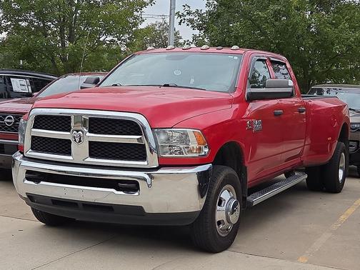 2018 RAM 3500 Tradesman Crew Cab 4x4 8' Box
