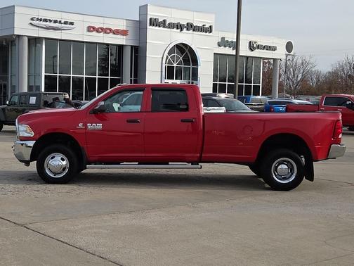 2018 RAM 3500 Tradesman Crew Cab 4x4 8' Box