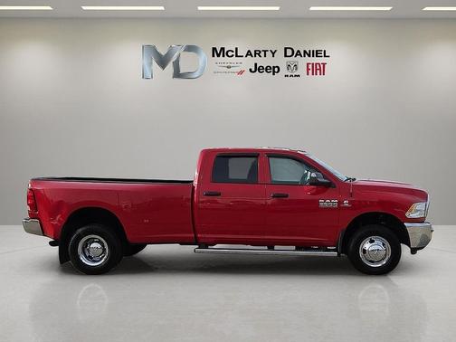 2018 RAM 3500 Tradesman Crew Cab 4x4 8' Box