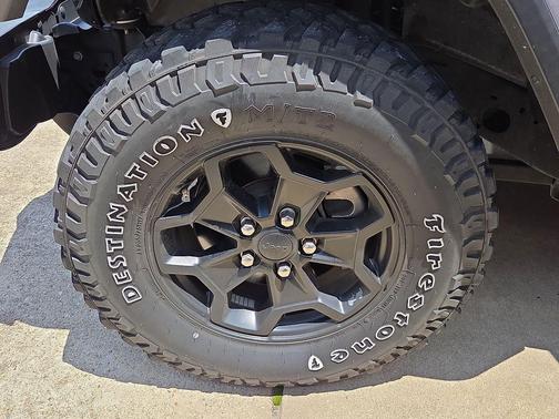 Billet Silver Metallic Clearcoat 2021 Jeep Gladiator Sport