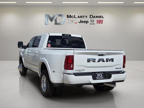 2026 RAM 3500 Limited