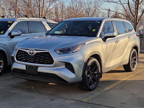 2023 Toyota Highlander L