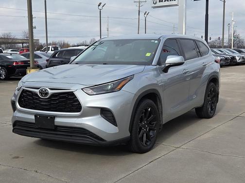 2023 Toyota Highlander L