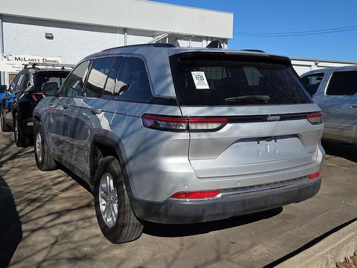 2024 Jeep Grand Cherokee Laredo