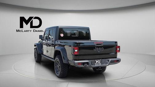 2025 Jeep Gladiator Willys