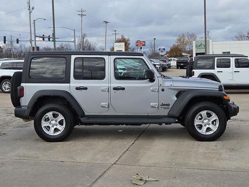 2021 Jeep Wrangler Unlimited Sport