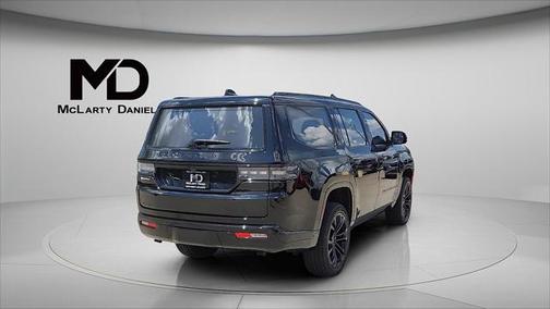 2023 Jeep Grand Wagoneer Series III Obsidian 4x4