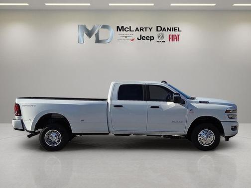 2026 RAM 3500 Big Horn Crew Cab 4x4 8' Box