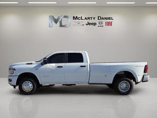 2026 RAM 3500 Big Horn Crew Cab 4x4 8' Box