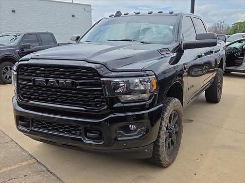 2022 RAM 2500 Big Horn Crew Cab 4x4 6'4' Box