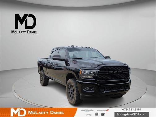 2022 RAM 2500 Big Horn Crew Cab 4x4 6'4' Box