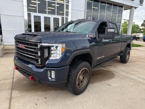 2022 GMC Sierra 2500 AT4