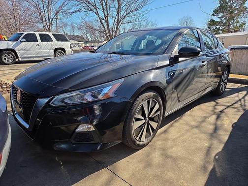 2021 Nissan Altima 2.5 SV