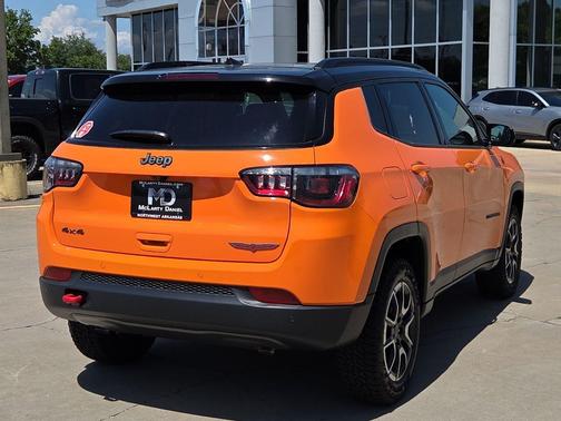 Joose 2026 Jeep Compass Trailhawk
