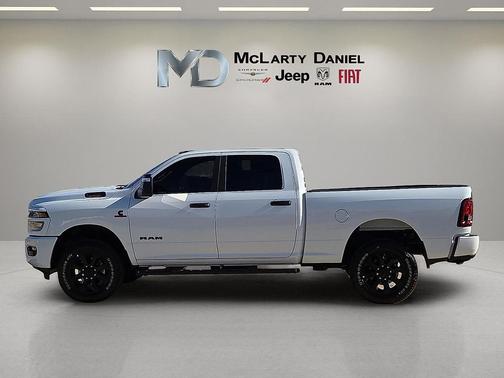 2025 RAM 2500 Big Horn Crew Cab 4x4 6'4' Box