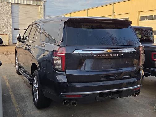 2023 Chevrolet Suburban Premier