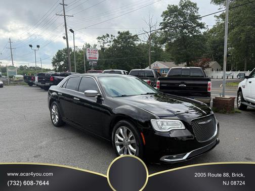 2016 Chrysler 300 S