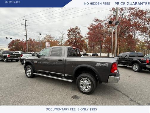 2017 RAM 2500 Tradesman Crew Cab 4x4 6'4' Box