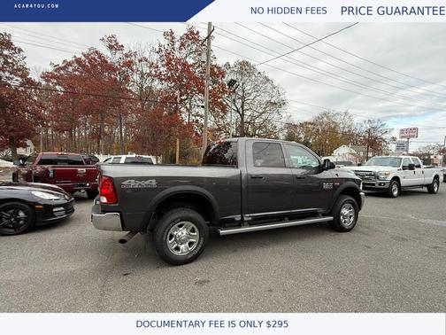 2017 RAM 2500 Tradesman Crew Cab 4x4 6'4' Box