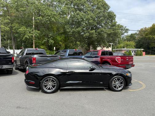 2015 Ford Mustang EcoBoost Premium