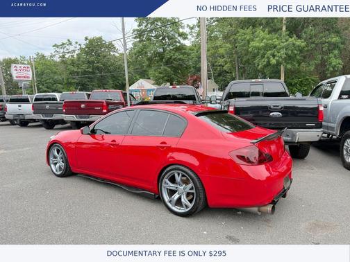 Red 2013 INFINITI G37x Base
