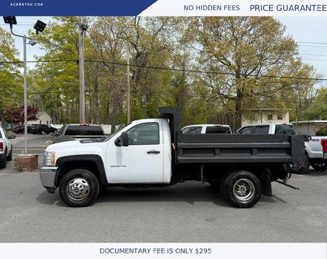 White 2011 Chevrolet Silverado 3500 H/D