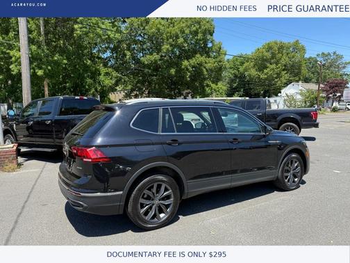 Black 2022 Volkswagen Tiguan 2.0T SE 4MOTION