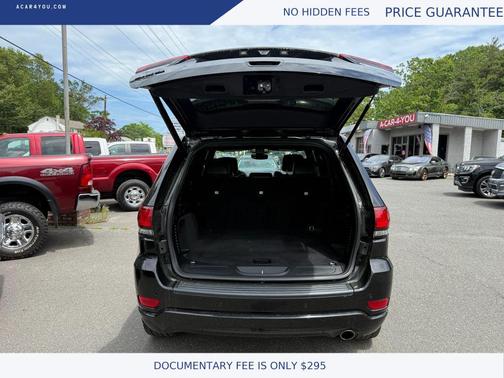 Black 2019 Jeep Grand Cherokee Altitude