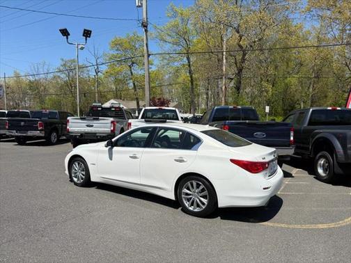 2014 INFINITI Q50 Hybrid Premium