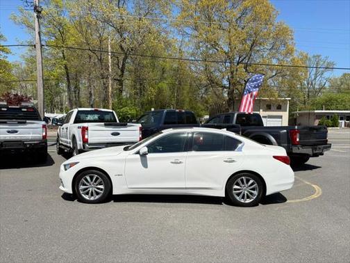 2014 INFINITI Q50 Hybrid Premium