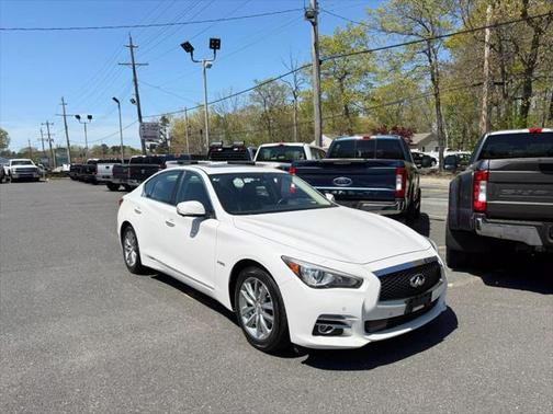 2014 INFINITI Q50 Hybrid Premium