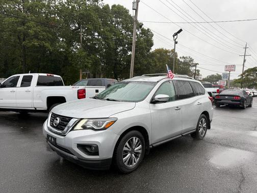 2020 Nissan Pathfinder SL 4WD