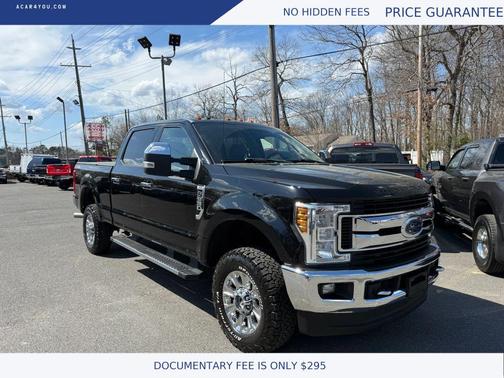 Black 2018 Ford F-250 XLT