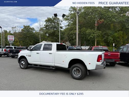 2017 RAM 3500 Tradesman Crew Cab 4x4 8' Box