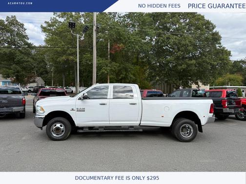 2017 RAM 3500 Tradesman Crew Cab 4x4 8' Box