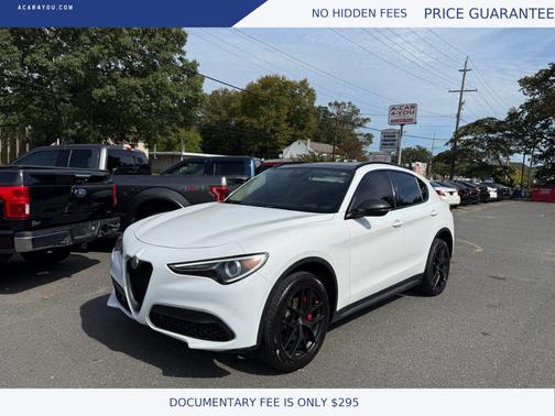 2019 Alfa Romeo Stelvio Sport