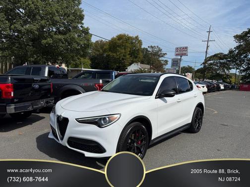 2019 Alfa Romeo Stelvio Sport
