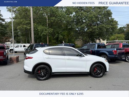 2019 Alfa Romeo Stelvio Sport