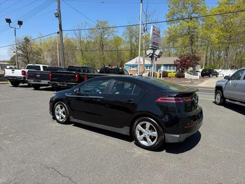 2012 Chevrolet Volt Base