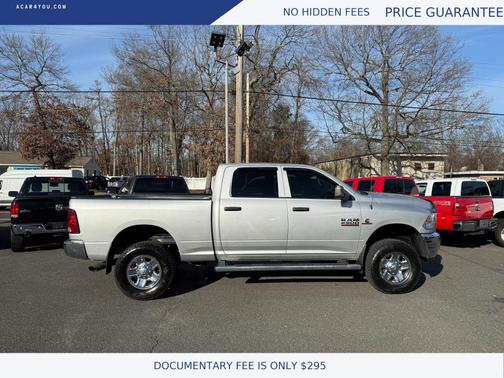 2017 RAM 2500 Tradesman Crew Cab 4x4 6'4' Box