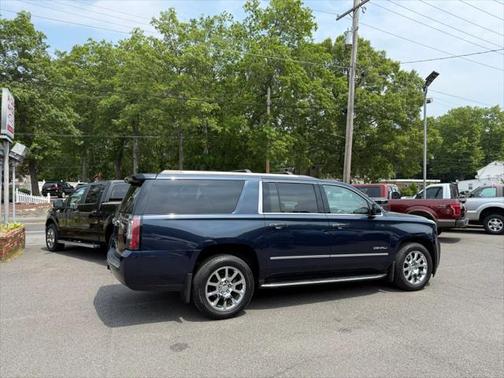 2017 GMC Yukon XL Denali