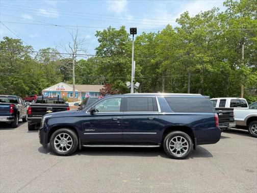 2017 GMC Yukon XL Denali