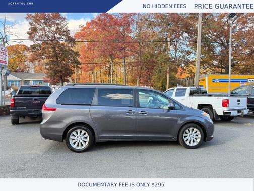 2011 Toyota Sienna LE