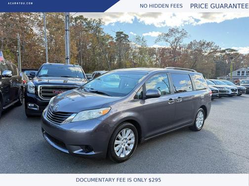 2011 Toyota Sienna LE
