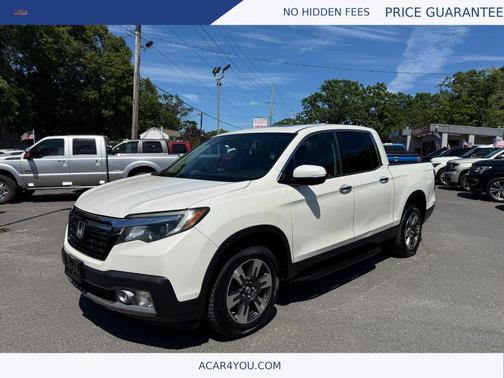 White 2017 Honda Ridgeline RTL-E