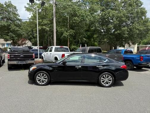 2013 INFINITI M37x Base