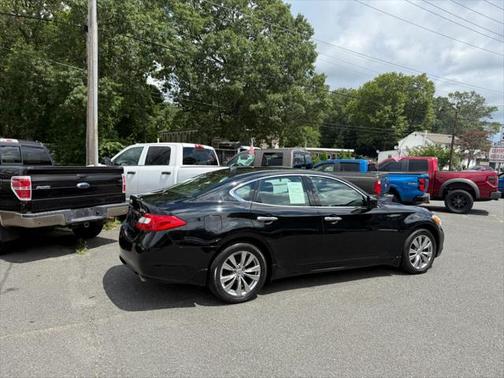 2013 INFINITI M37x Base