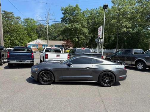 2015 Ford Mustang V6
