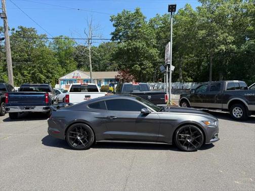 2015 Ford Mustang V6