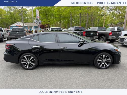 Black 2021 Nissan Maxima 3.5 SV